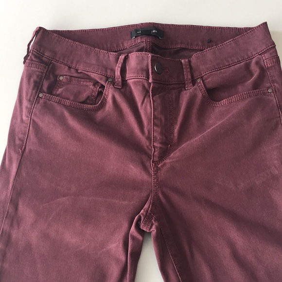 Ann Taylor “The Skinny” Burgundy Jeans - Picture 2 of 8